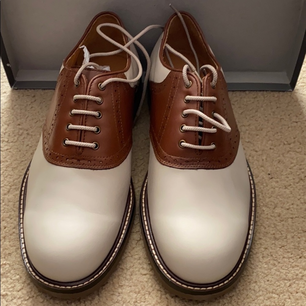 Jos A Banks cream and camel saddle Oxford’s 10M